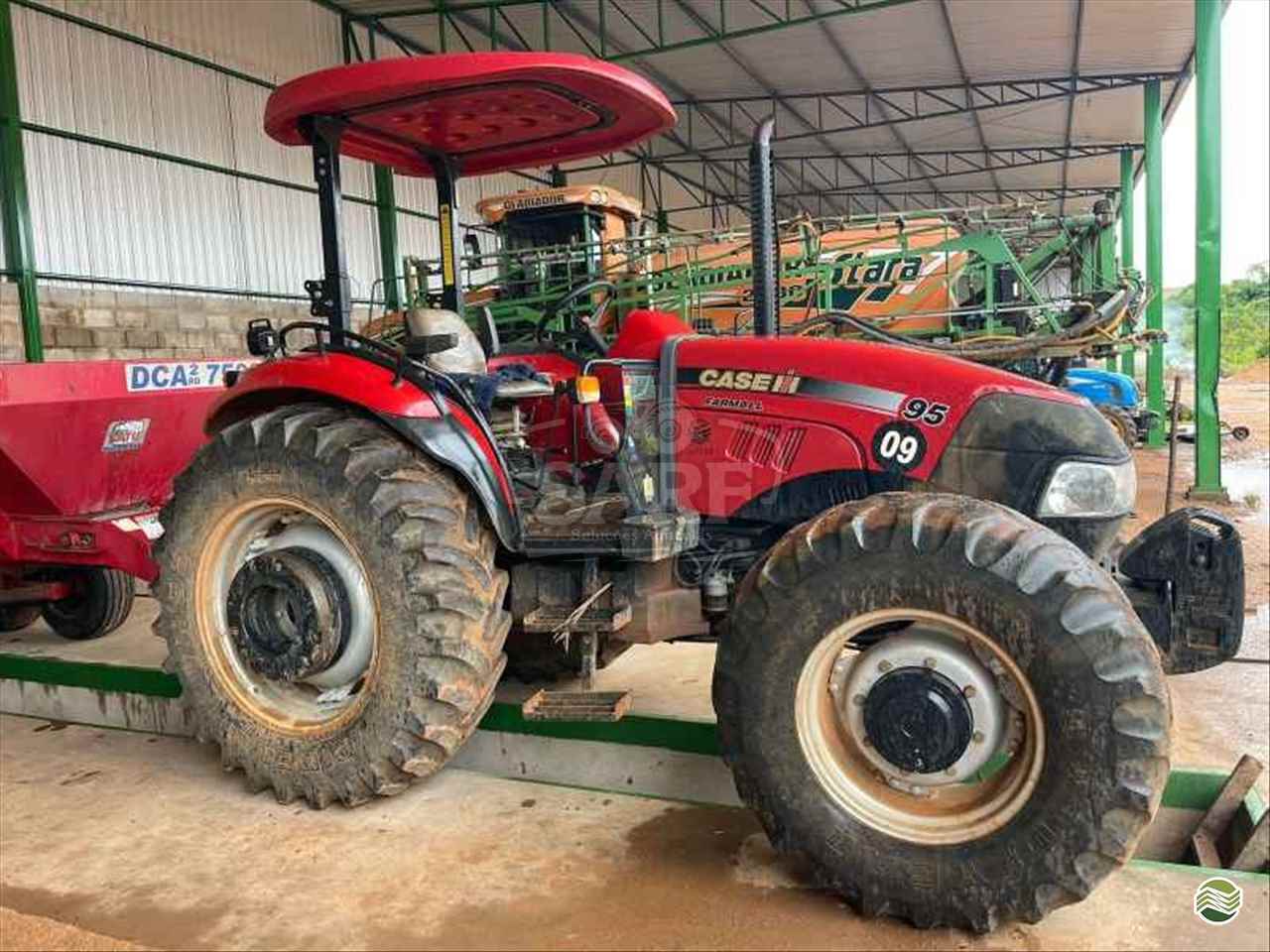 TRATOR CASE CASE Farmall 95 Tração 4x4 SARF Soluções Agrícolas UBERLANDIA MINAS GERAIS MG